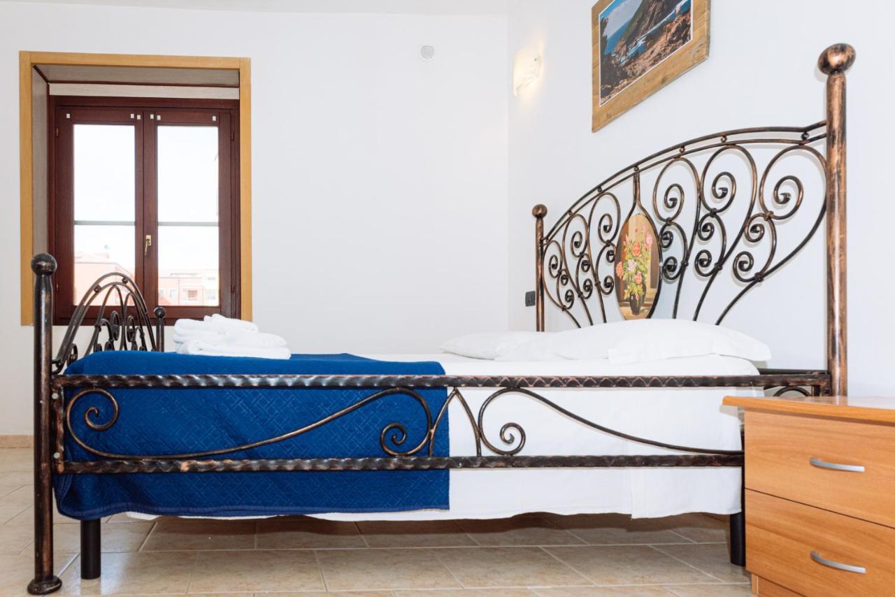 Casa Vacanze Maestrale - By Faendho Porto Torres Extérieur photo