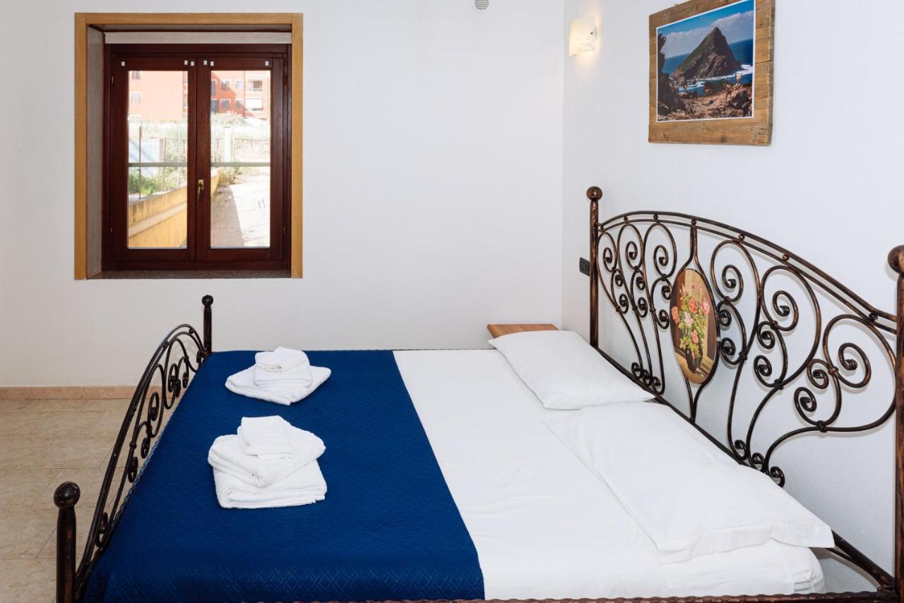 Casa Vacanze Maestrale - By Faendho Porto Torres Extérieur photo